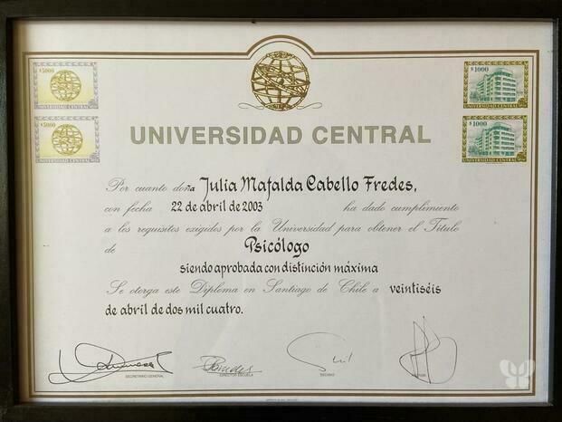 Diploma de Psicólogo - Universidad Central (distinción máxima)